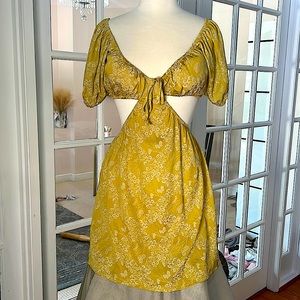 NWOT ETIQUETTE DRESS